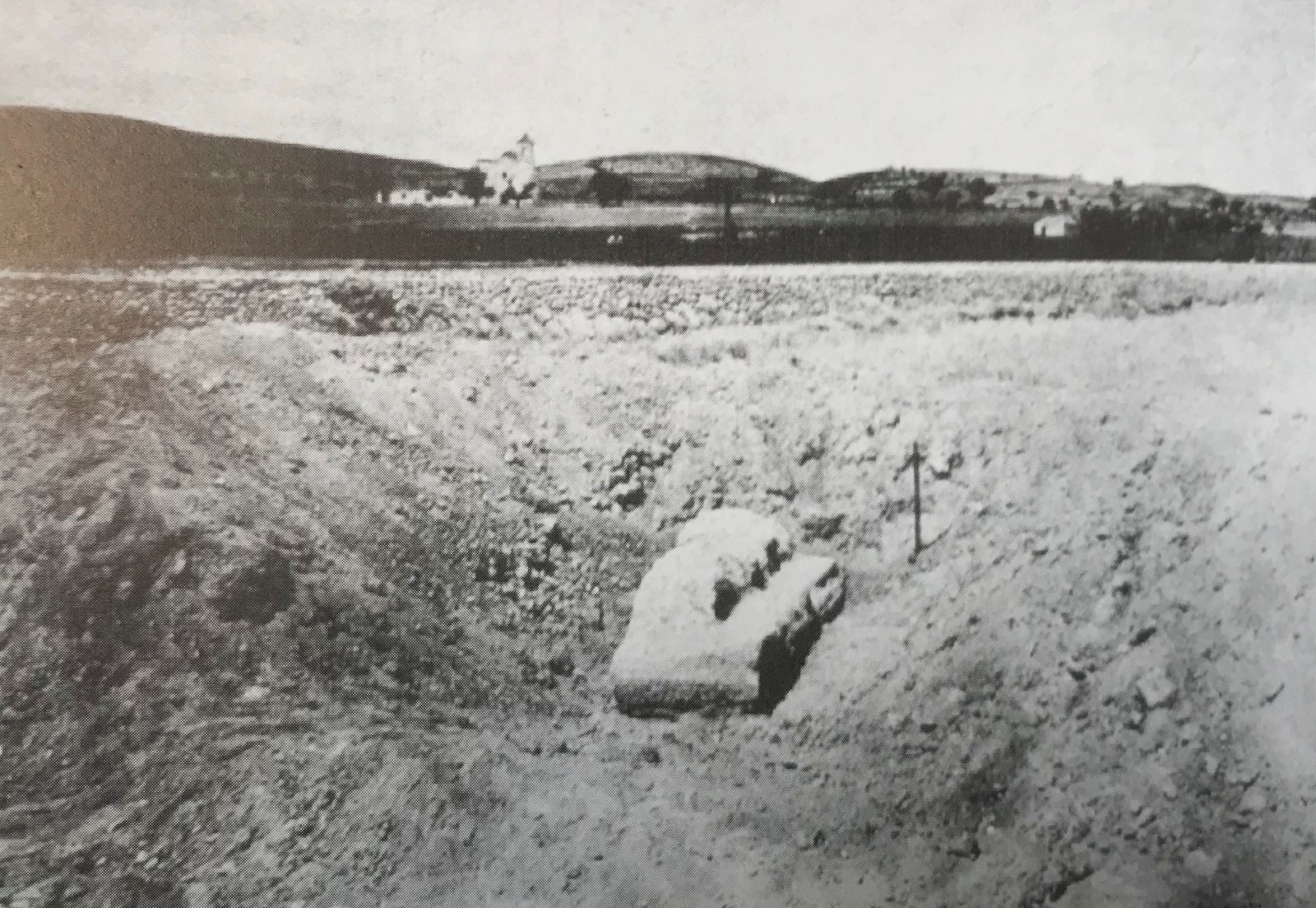 Antigua fotografía de las excavaciones en el Llano de la Consolación